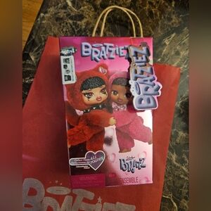 Bratz Bratziez Sweetheartz Seriez Plush Keychain Blind Box BRAND NEW SEALED